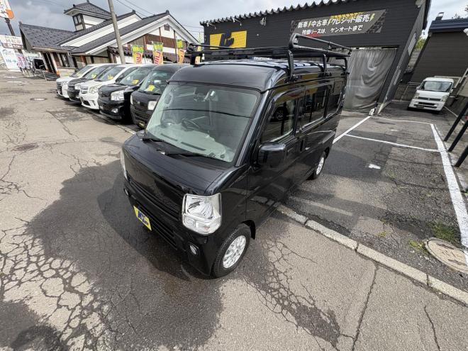 NV100クリッパーNV100クリッハ゜ー 4WD GX TURBO  high roof本州仕入　TURBO　寒冷地仕様　ブレーキアシスト　VSC　デスプレイオーディオ　ルーフキャリア　フォグランプ　アルミホイル　キーレス　ETC レザー調シートカバー　エンジンオイル交換　ATF交換　 4WD 660 ５Dr