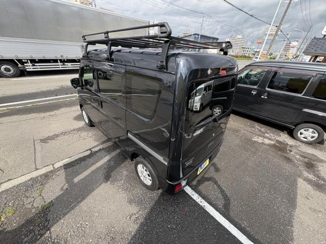 NV100クリッパーNV100クリッハ゜ー 4WD GX TURBO  high roof本州仕入　TURBO　寒冷地仕様　ブレーキアシスト　VSC　デスプレイオーディオ　ルーフキャリア　フォグランプ　アルミホイル　キーレス　ETC レザー調シートカバー　エンジンオイル交換　ATF交換　 4WD 660 ５Dr