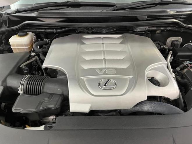 レクサスＬＸ５７０　本州仕入　レクサスセーフティセンス　寒冷地仕様　禁煙車　ＷＡＬＤ２２インチＡＷ　社外１８ＡＷ＋スタッドレスタイヤ付　モデリスタスポイラー　電動サンルーフ　純正レザーシート　純正ナビ（フルセグ地デジ　ＤＶＤ再生　Ｂｌｕｅｔｏｏｔｈ対応）＋バックカメラ＋全方位カメラ　マークレビンソン　リアエンターテイメント・リアツインモニター　パワーバックドア　レーダークルーズコントロール　シートヒーター＆クーラー　前後ドラレコ　クールボックス　ヘッドアップディスプレイ 4WD 5700 5Dr