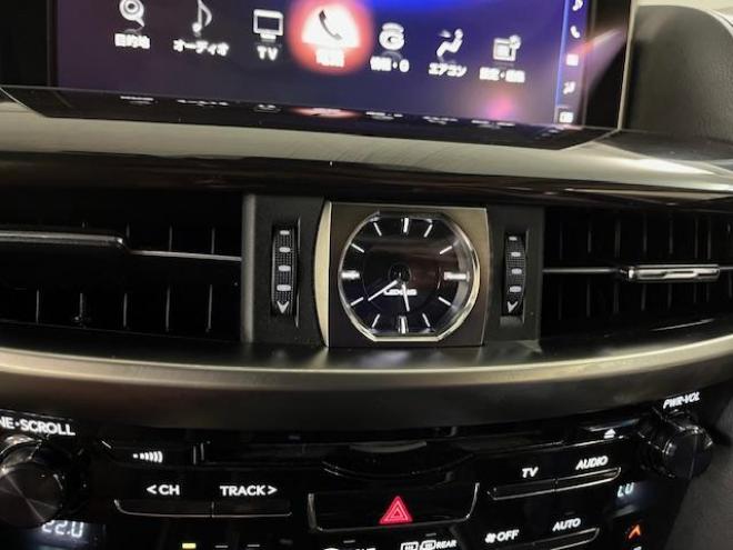 レクサスＬＸ５７０　本州仕入　レクサスセーフティセンス　寒冷地仕様　禁煙車　ＷＡＬＤ２２インチＡＷ　社外１８ＡＷ＋スタッドレスタイヤ付　モデリスタスポイラー　電動サンルーフ　純正レザーシート　純正ナビ（フルセグ地デジ　ＤＶＤ再生　Ｂｌｕｅｔｏｏｔｈ対応）＋バックカメラ＋全方位カメラ　マークレビンソン　リアエンターテイメント・リアツインモニター　パワーバックドア　レーダークルーズコントロール　シートヒーター＆クーラー　前後ドラレコ　クールボックス　ヘッドアップディスプレイ 4WD 5700 5Dr