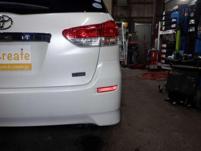 ウィッシュ1.8 X HIDセレクション 4WD　ナビ・TV・B/T・スマートキー・プッシュスタート・ワイパーデアイサー・ECOモード・HID・3列シート・オートエアコン・ 1800