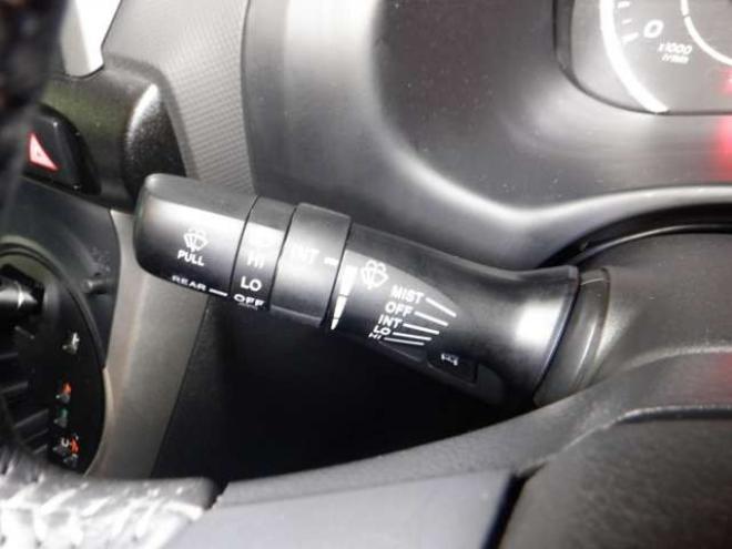 ウィッシュ1.8 X HIDセレクション 4WD　ナビ・TV・B/T・スマートキー・プッシュスタート・ワイパーデアイサー・ECOモード・HID・3列シート・オートエアコン・ 1800