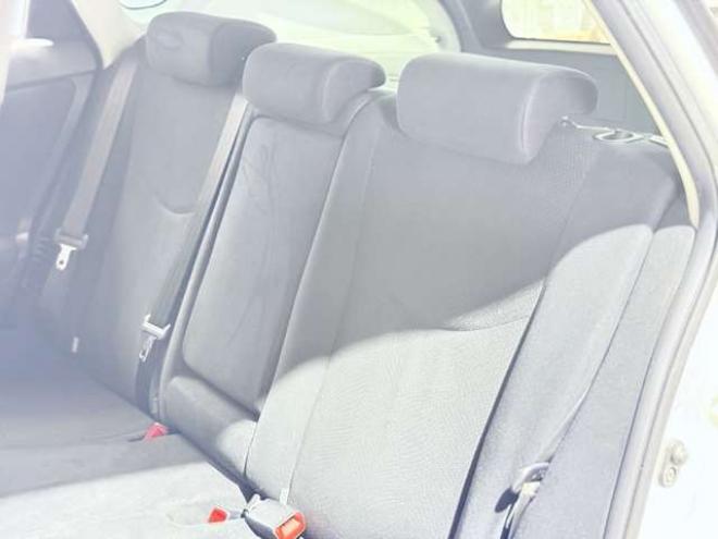 プリウス1.8 S　下廻防錆4WDナビBカメETC 1800