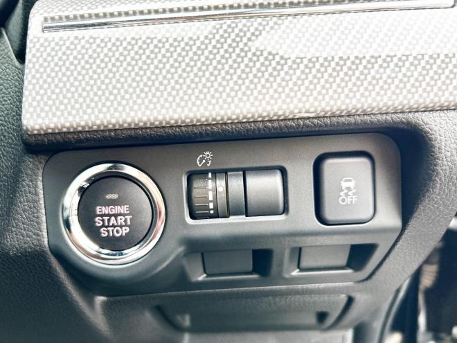 レヴォーグ1.6GTアイサイトSスタイル 4WD　ローンが不安な方＜優遇ローン＞本州仕入　寒冷地仕様　ターボ車　純正ナビ 4WD