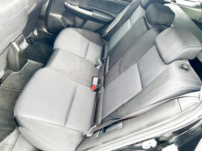 レヴォーグ1.6GTアイサイトSスタイル 4WD　ローンが不安な方＜優遇ローン＞本州仕入　寒冷地仕様　ターボ車　純正ナビ 4WD