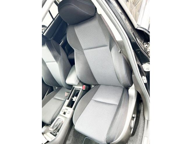 レヴォーグ1.6GTアイサイトSスタイル 4WD　ローンが不安な方＜優遇ローン＞本州仕入　寒冷地仕様　ターボ車　純正ナビ 4WD