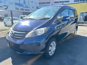 フリード　 4WD 1500 5Dr