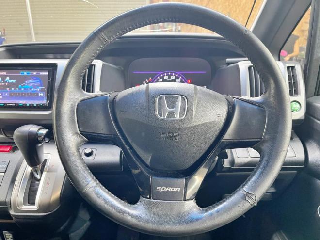 ステップワゴン2.0スパーダZ 4WD 5年保証 スマキー 両側パワスラ ナビ Bカメ ETC 寒冷地仕様 車検整備2年付