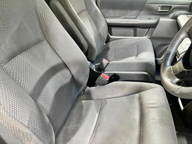 ステップワゴン2.0スパーダZ 4WD 5年保証 スマキー 両側パワスラ ナビ Bカメ ETC 寒冷地仕様 車検整備2年付