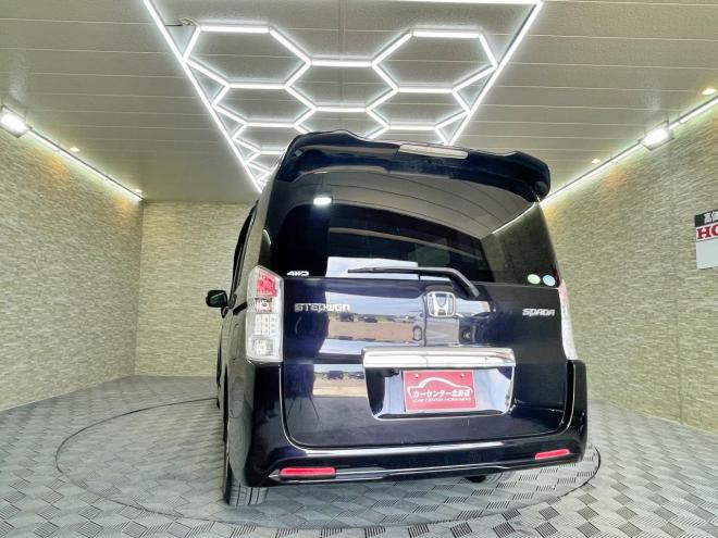 ステップワゴン2.0スパーダZ 4WD 5年保証 スマキー 両側パワスラ ナビ Bカメ ETC 寒冷地仕様 車検整備2年付