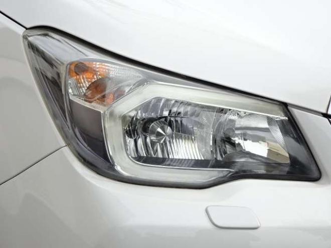 フォレスター2.0 S リミテッド 4WD　本州車　保証1年/走行距離無制限　4WD　アイサイト　ナビ　地デジ　バックカメラ　ハーフレザーシート　プッシュスタート　前席シートヒーター　前席パワーシート　17インチアルミホイール　ETC　純正HID 2000