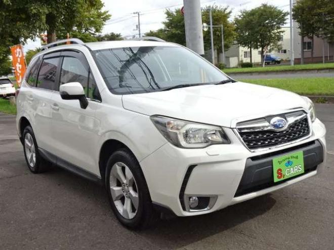 フォレスター2.0 S リミテッド 4WD　本州車　保証1年/走行距離無制限　4WD　アイサイト　ナビ　地デジ　バックカメラ　ハーフレザーシート　プッシュスタート　前席シートヒーター　前席パワーシート　17インチアルミホイール　ETC　純正HID 2000