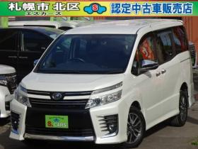 ヴォクシー　2.0 ZS 煌 4WD　本州車　保証1年/走行距離無制限　4WD　両側パワースライドドア　トヨタセーフティセンス　カロッツェリア8型ワイドナビ　地デジ　バックカメラ　フリップダウンモニター　Bluetooth接続　アイドリングストップ 2000