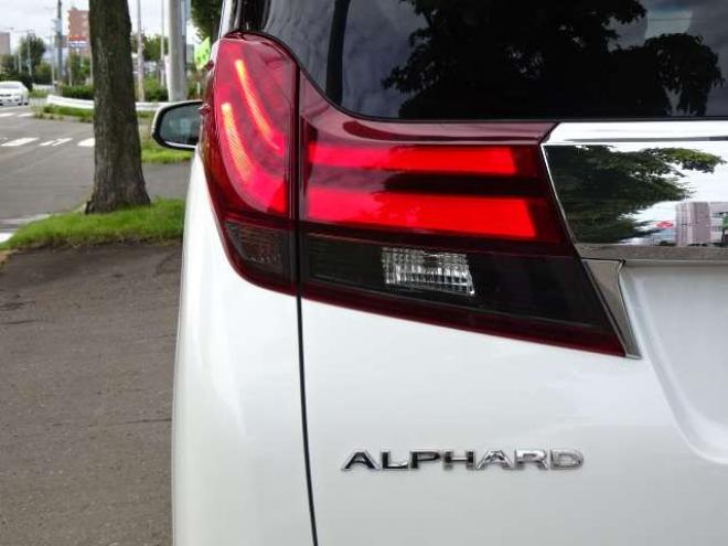 アルファード2.5 S 4WD　本州車　保証1年/走行距離無制限　4WD　パワースライドドア　純正10インチSDナビ　地デジ　バックカメラ　フロントブラインドモニター　ビルトインETC　スマートキー　純正18インチアルミホイール　LEDヘッドライト 2500