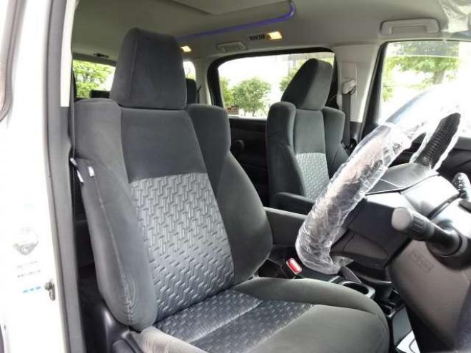 アルファード2.5 S 4WD　本州車　保証1年/走行距離無制限　4WD　パワースライドドア　純正10インチSDナビ　地デジ　バックカメラ　フロントブラインドモニター　ビルトインETC　スマートキー　純正18インチアルミホイール　LEDヘッドライト 2500