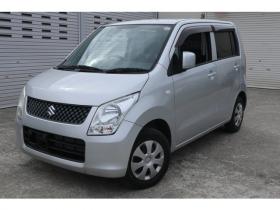 ワゴンR　FX 4WD　5速マニュアル・4WD・キーレス・走行2.6万キロ 660