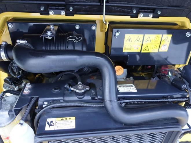 ホイールローダヤンマー V3-7S　バケット容量0.4m3
