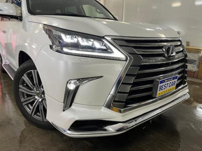 レクサスＬＸ５７０　本州仕入　寒冷地仕様　禁煙車　純正２１インチＡＷ　社外１８ＡＷ＋スタッドレスタイヤ付　モデリスタスポイラー　電動サンルーフ　純正ブラックレザーシート　純正ナビ（フルセグ地デジ　ＤＶＤ再生　Ｂｌｕｅｔｏｏｔｈ対応）＋バックカメラ＋全方位カメラ　パワーバックドア　レーダークルーズコントロール　シートヒーター＆クーラー　前後ドラレコ　クールボックス　ヘッドアップディスプレイ 4WD 5700 5Dr