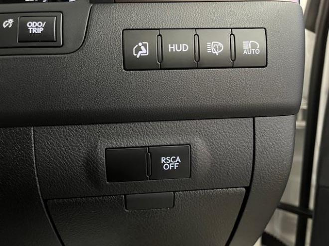 レクサスＬＸ５７０　本州仕入　寒冷地仕様　禁煙車　純正２１インチＡＷ　社外１８ＡＷ＋スタッドレスタイヤ付　モデリスタスポイラー　電動サンルーフ　純正ブラックレザーシート　純正ナビ（フルセグ地デジ　ＤＶＤ再生　Ｂｌｕｅｔｏｏｔｈ対応）＋バックカメラ＋全方位カメラ　パワーバックドア　レーダークルーズコントロール　シートヒーター＆クーラー　前後ドラレコ　クールボックス　ヘッドアップディスプレイ 4WD 5700 5Dr
