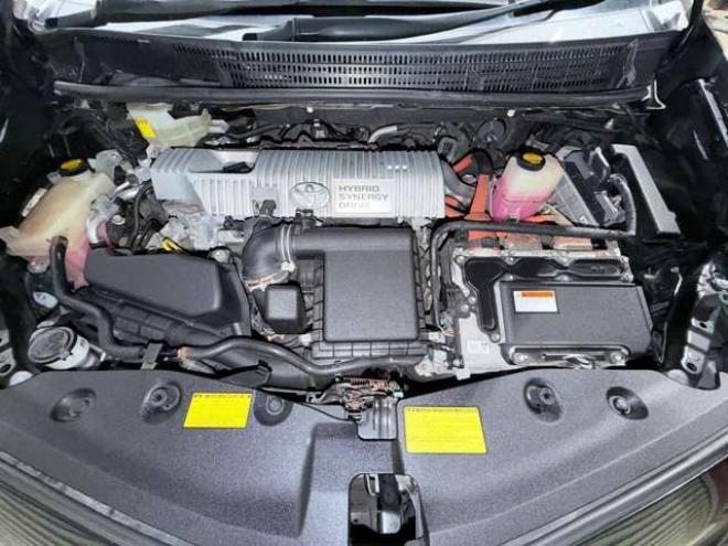 プリウスα1.8 S Lセレクション　下廻防錆TVナビBカメ 2WD 1800
