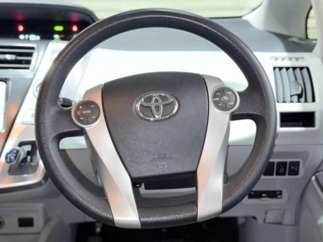 プリウスα1.8 S Lセレクション　下廻防錆TVナビBカメ 2WD 1800