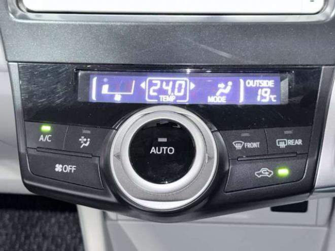 プリウスα1.8 S Lセレクション　下廻防錆TVナビBカメ 2WD 1800