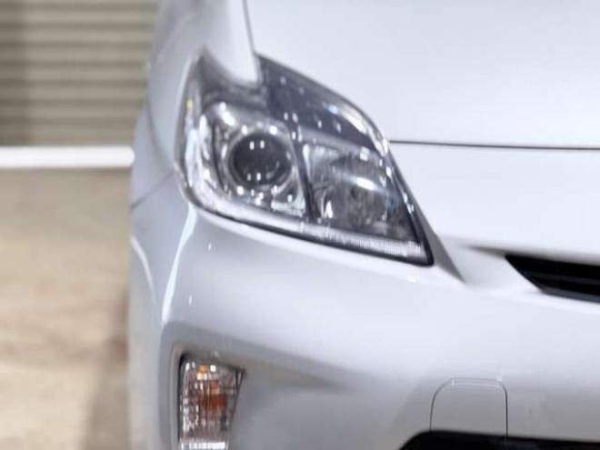 プリウス1.8 S　下廻防錆ナビBカメETC 2WD 1800