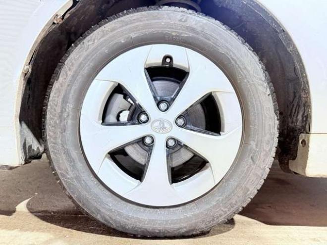 プリウス1.8 S　下廻防錆ナビBカメETC 2WD 1800