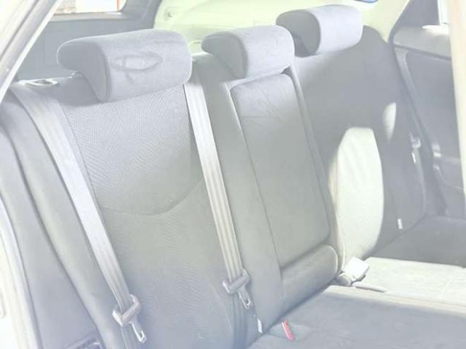 プリウス1.8 S　下廻防錆ナビBカメETC 2WD 1800