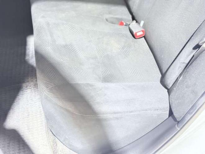 プリウス1.8 S　下廻防錆ナビBカメETC 2WD 1800