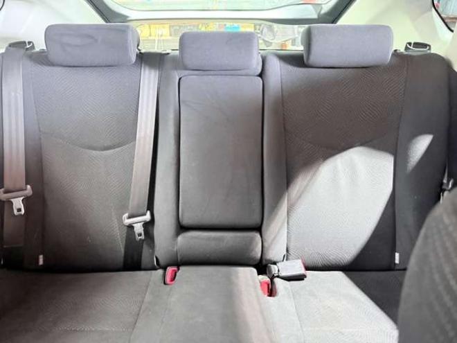 プリウス1.8 S　下廻防錆ナビBカメETC 2WD 1800