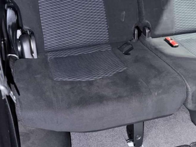 セレナ2.0 20X 4WD　下廻防錆TVナビBカメETCエンスタ 2000
