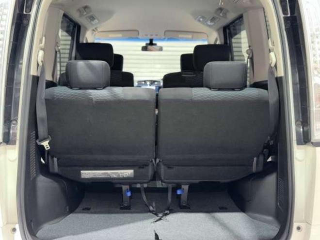 セレナ2.0 20X 4WD　下廻防錆TVナビBカメETCエンスタ 2000