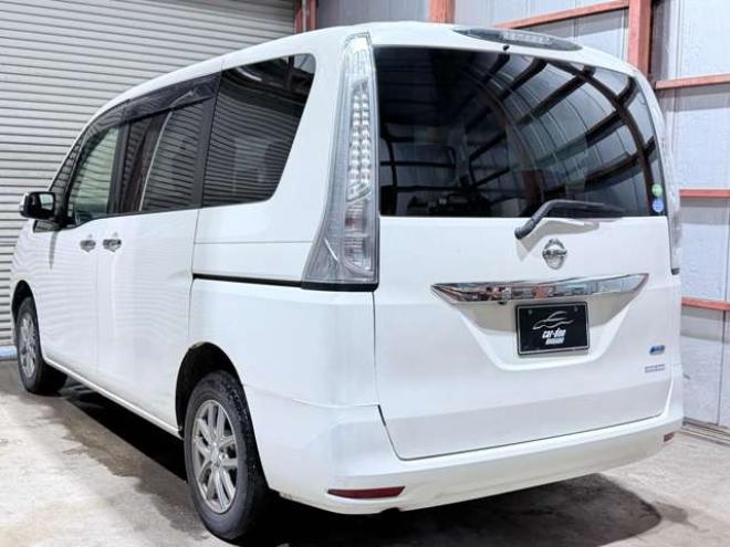 セレナ2.0 20X 4WD　下廻防錆TVナビBカメETCエンスタ 2000