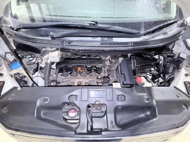 ステップワゴン2.0 G コンフォート セレクション 4WD　下廻防錆ナビBカメ 2000