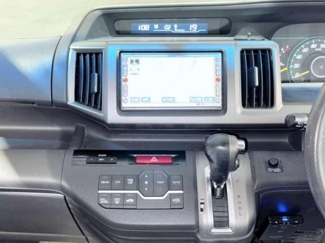 ステップワゴン2.0 G コンフォート セレクション 4WD　下廻防錆ナビBカメ 2000