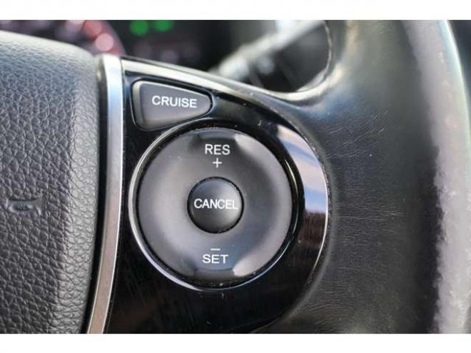 オデッセイ2.4 アブソルート 4WD　検R8/12　両側電動スライドドア　フルセグ　ハーフレザーシート　LEDヘッドランプ　バックカメラ 2400