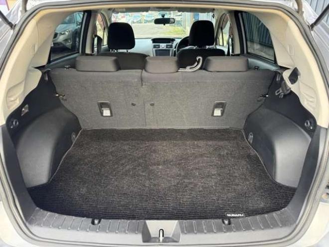 インプレッサスポーツ 1.6 i 4WD　5速　ナビ　TV　Bluetooth 1600