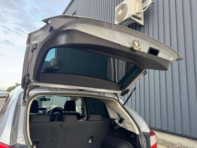 インプレッサスポーツ 1.6 i 4WD　5速　ナビ　TV　Bluetooth 1600