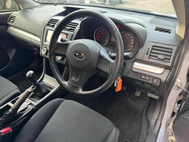 インプレッサスポーツ 1.6 i 4WD　5速　ナビ　TV　Bluetooth 1600