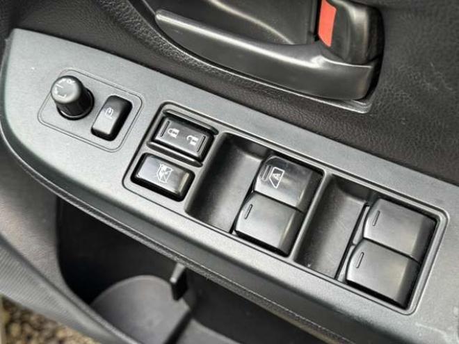インプレッサスポーツ 1.6 i 4WD　5速　ナビ　TV　Bluetooth 1600