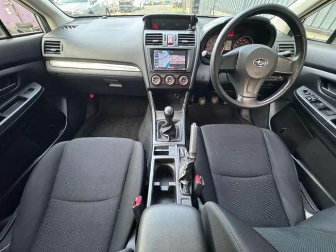 インプレッサスポーツ 1.6 i 4WD　5速　ナビ　TV　Bluetooth 1600
