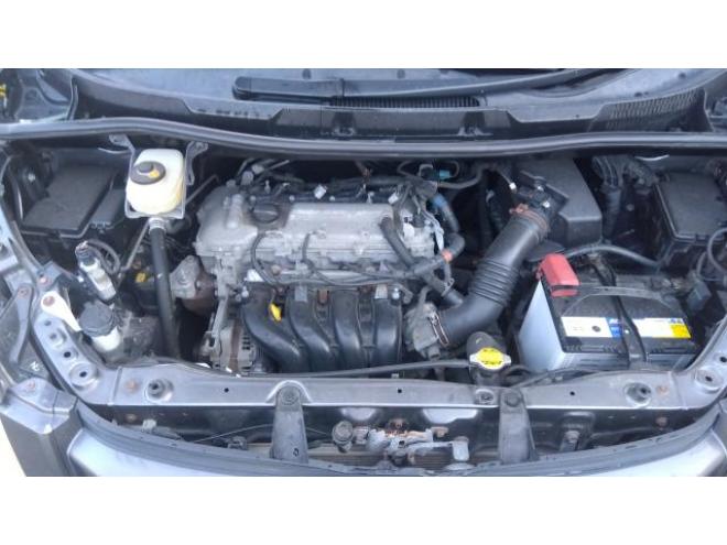 ノアX スマートエディション 4WD 4WD 2000 5Dr