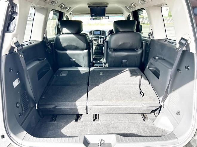 エルグランド2.5 250ハイウェイスター プレミアム 4WD　ローンが不安な方＜優遇ローン＞本州仕入　寒冷地仕様　両側パワースライドドア　社外ナビ　フルセグTV 4WD