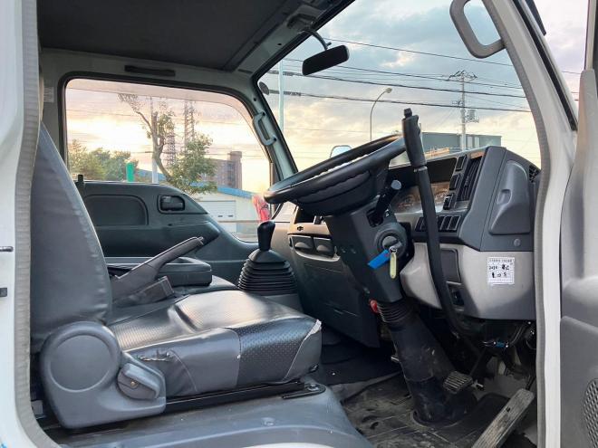 エルフ中古　高所作業車　タダノAT-121
