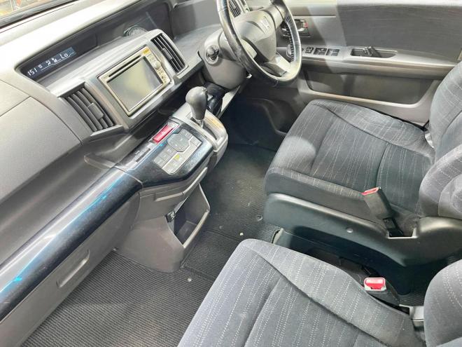 ステップワゴン2.0L 4WD 5年保証 スマキー 両側パワスラ 寒冷地仕様 禁煙 車検整備2年付