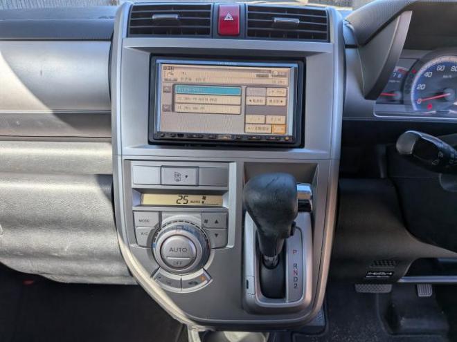 ゼストスパーク W  4WD 660 5Dr