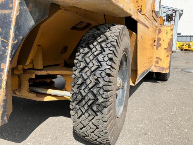 フォークリフトコマツ　中古　FD35-4　建機