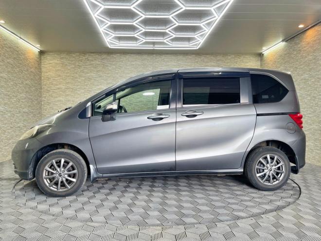 フリード1.5G Lパッケージ 4WD 5年保証 ナビTV パワスラ Bカメ ETC 寒冷地仕様 禁煙 車検整備2年付 修復歴無