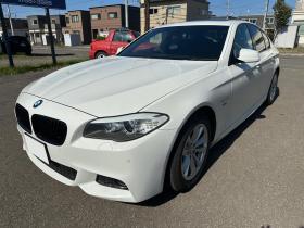 BMW　535i Mスポーツパッケージ FR 3000 4Dr
